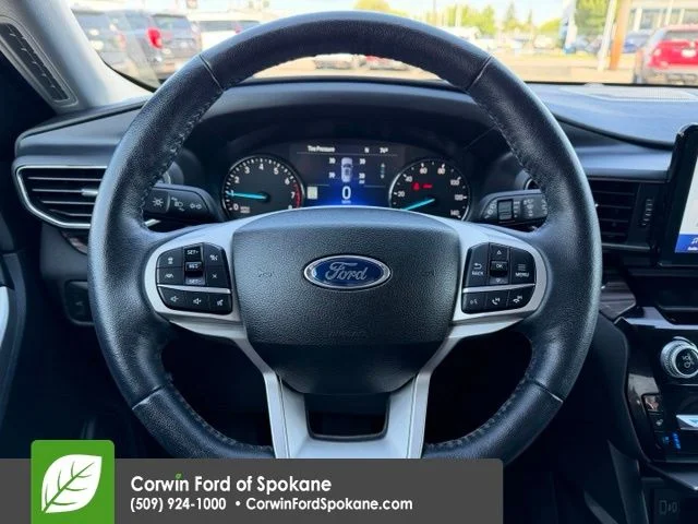 Used 2022 Agate Black Metallic Ford Limited image 24