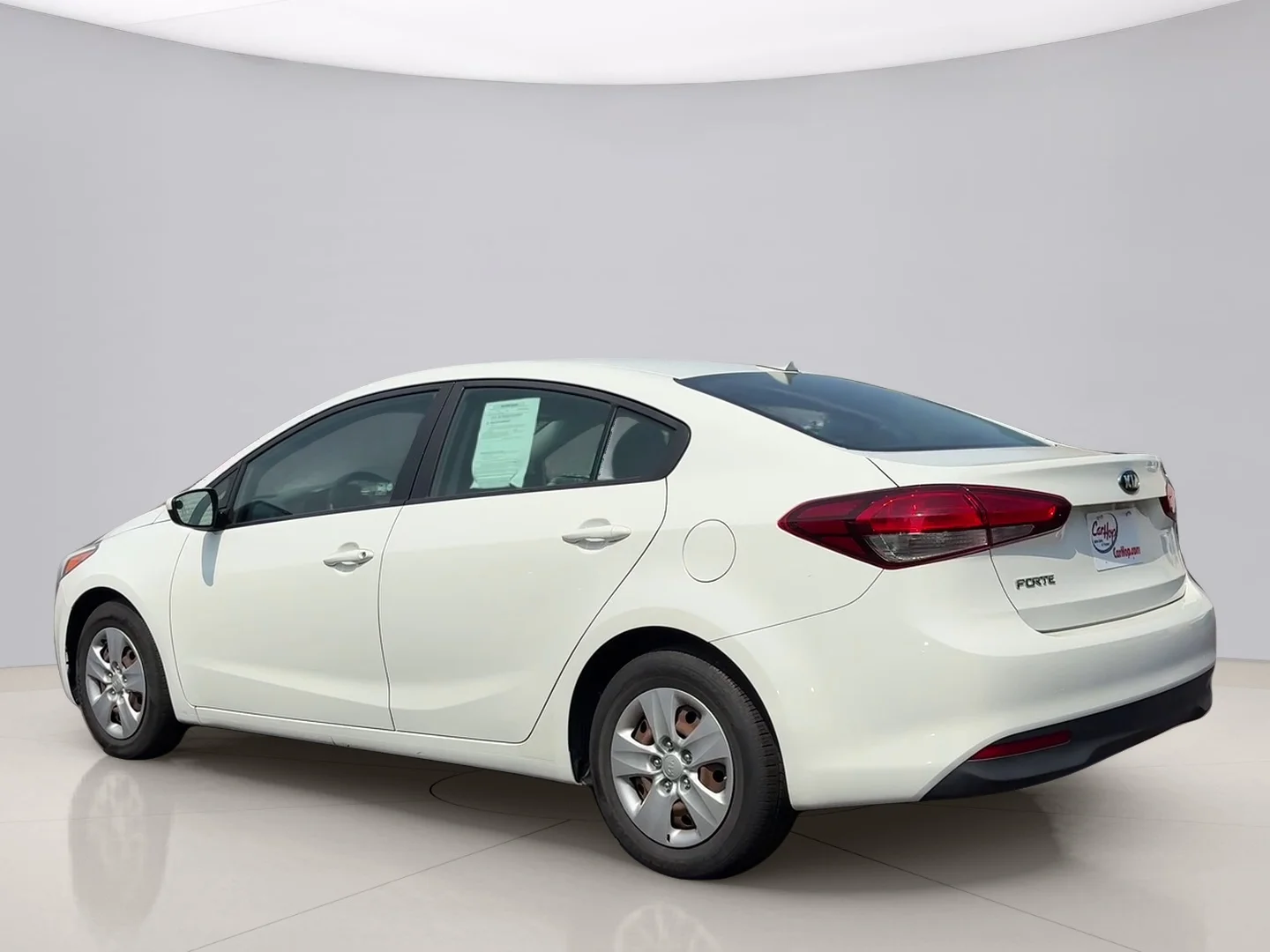 Used 2017 White Kia SEDAN image 3
