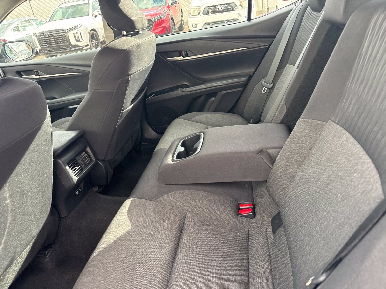 Used 2025 Ice Cap Toyota LE image 9