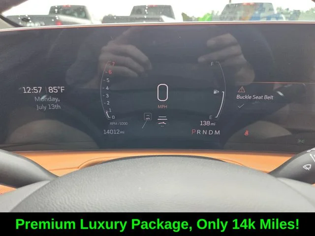 Used 2025 Green Cadillac Premium Luxury image 29