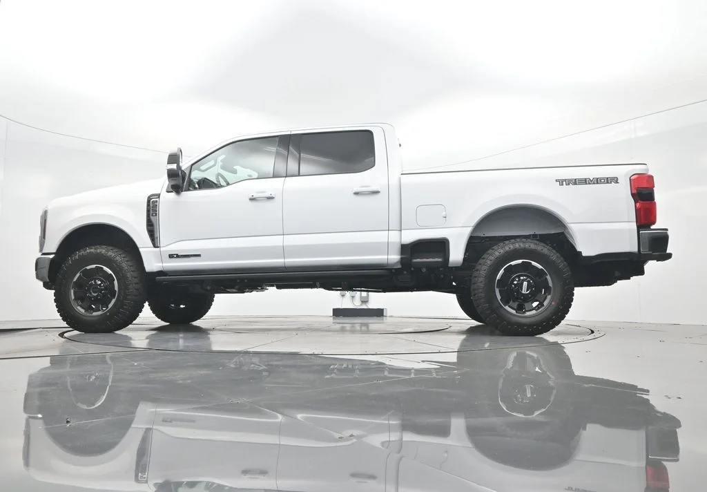 New 2026 Oxford White Ford F-250® Lariat® image 42