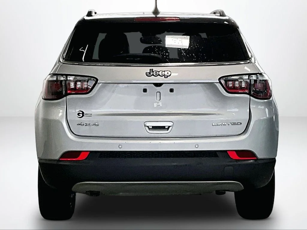 Used 2024 Silver Jeep Limited image 5