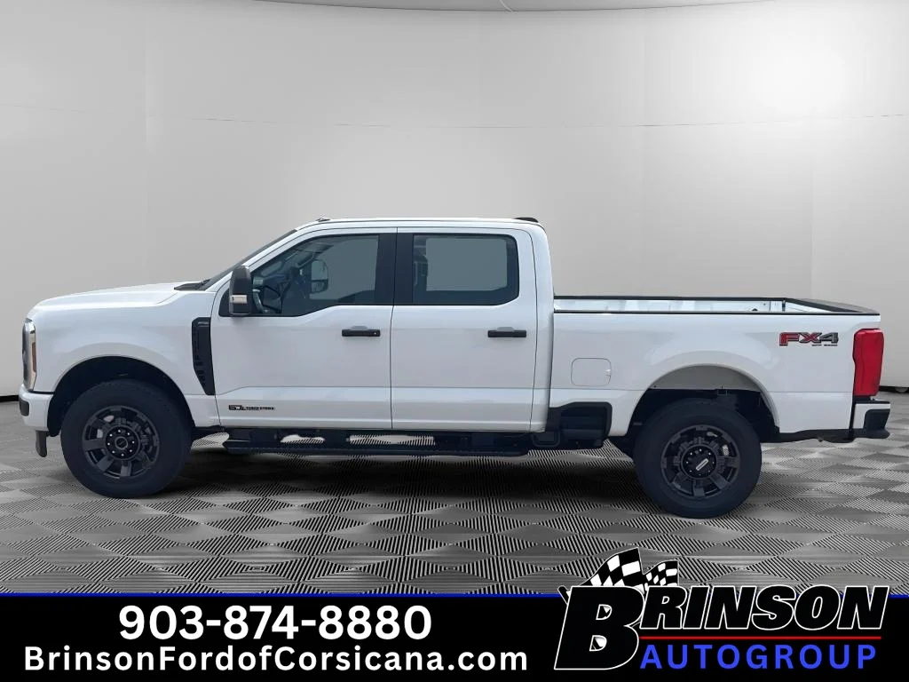 New 2026 Oxford White Ford XL image 3