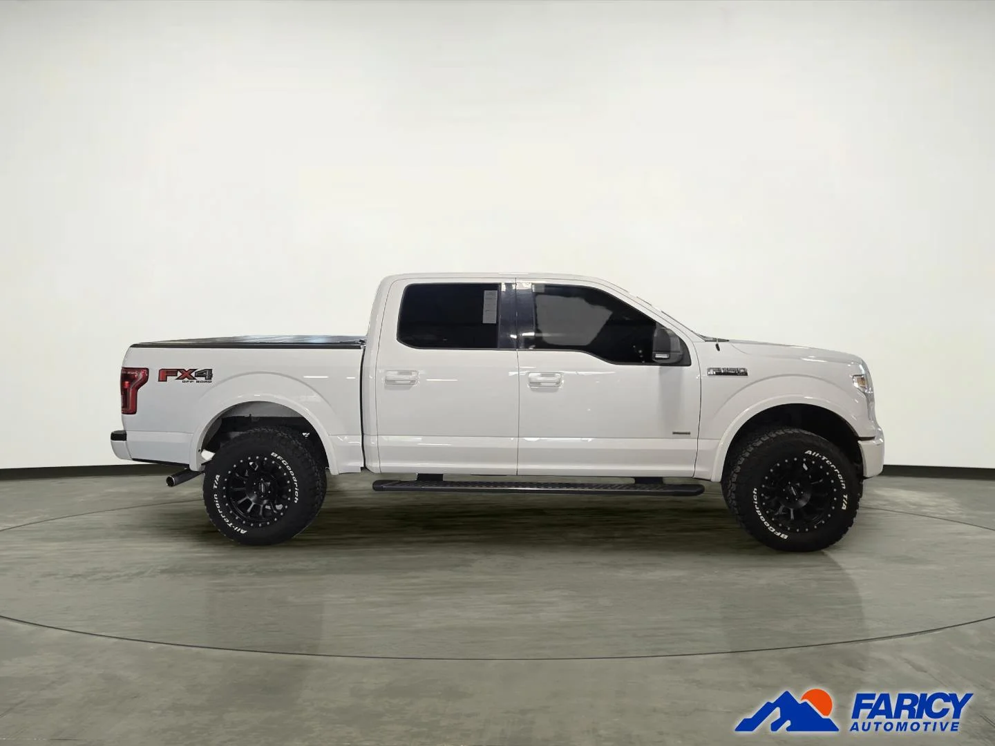 Used 2017 Oxford White Ford XLT image 6