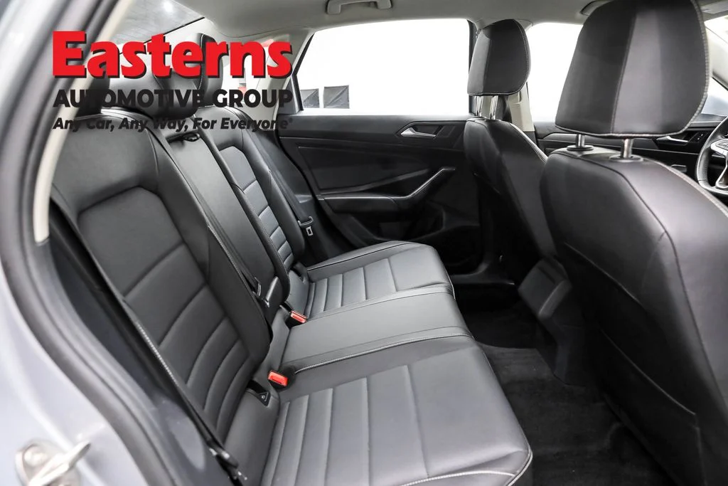 Used 2024 Silver Volkswagen 1.5T SE image 21
