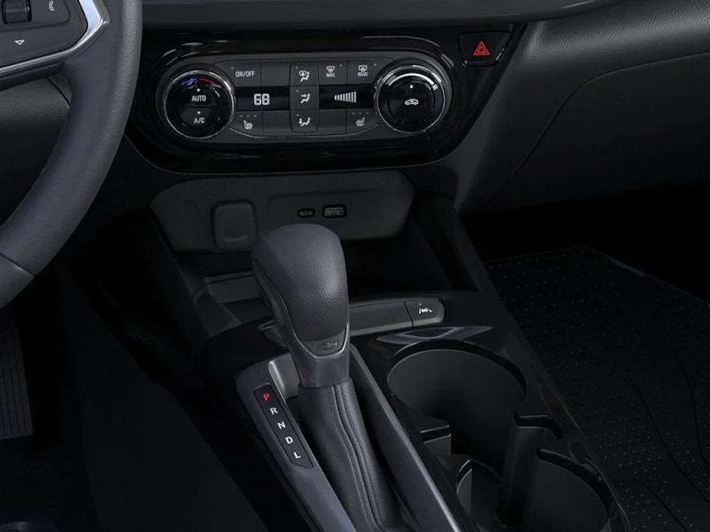 New 2026 Summit White Chevrolet ACTIV image 24