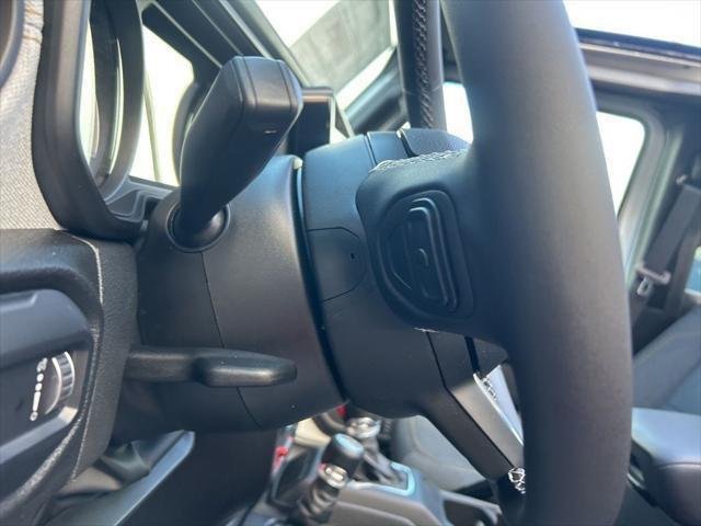 2025 Jeep Wrangler 4-Door Willys - Photo 37