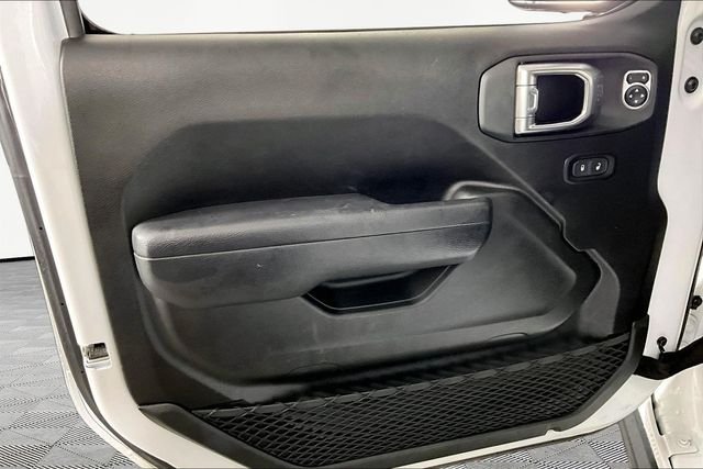 Used 2025 White Jeep Willys 4xe image 19