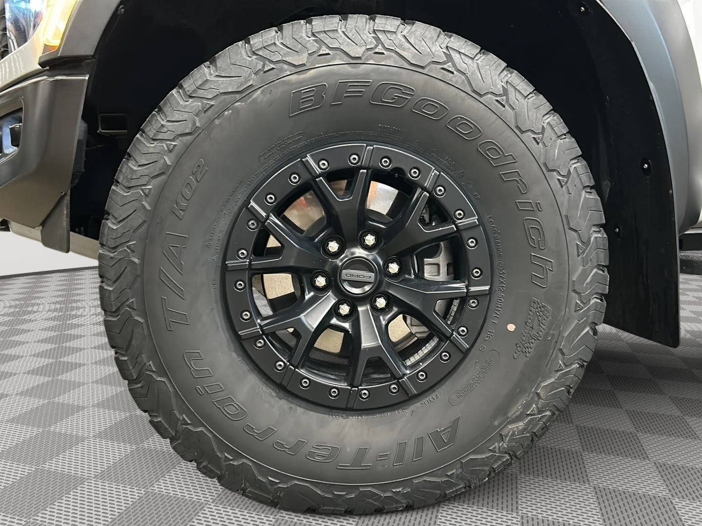 Used 2023 Oxford White Ford Raptor image 15