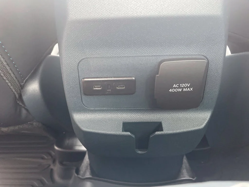 New 2026 CARBONIZED GRAY Ford Lobo High image 28