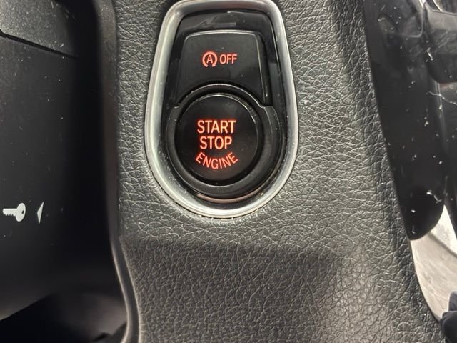 Used 2017 White BMW 330i xDrive image 33