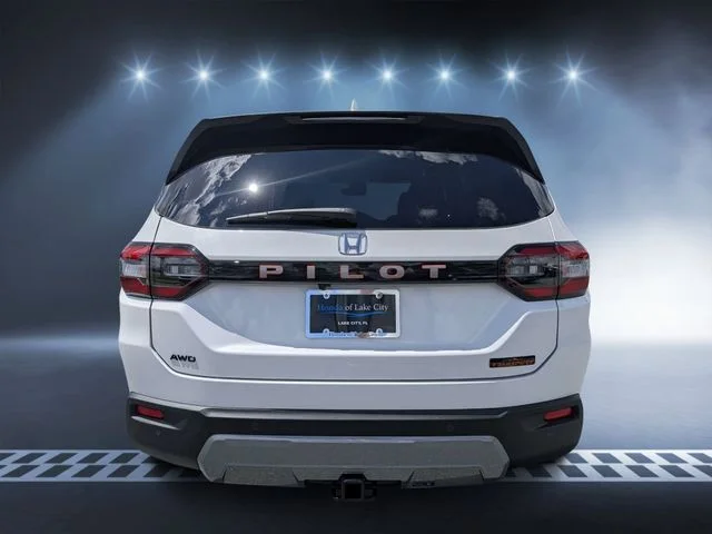 New 2026 Platinum White Pearl Honda TrailSport image 4