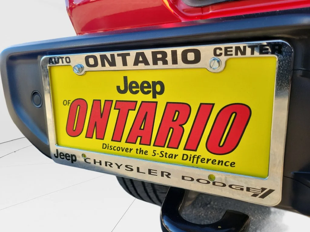 Used 2025 Red Jeep Sahara 4xe image 37