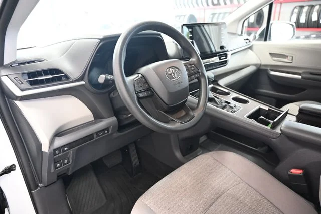 Used 2023 White Toyota LE image 23