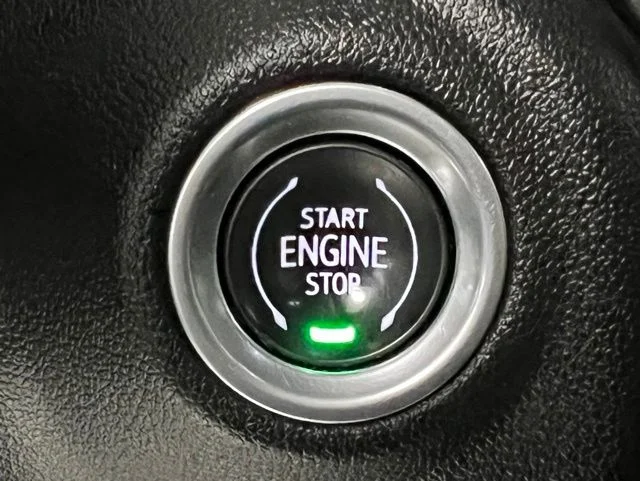 Used 2021 Black GMC Denali image 31