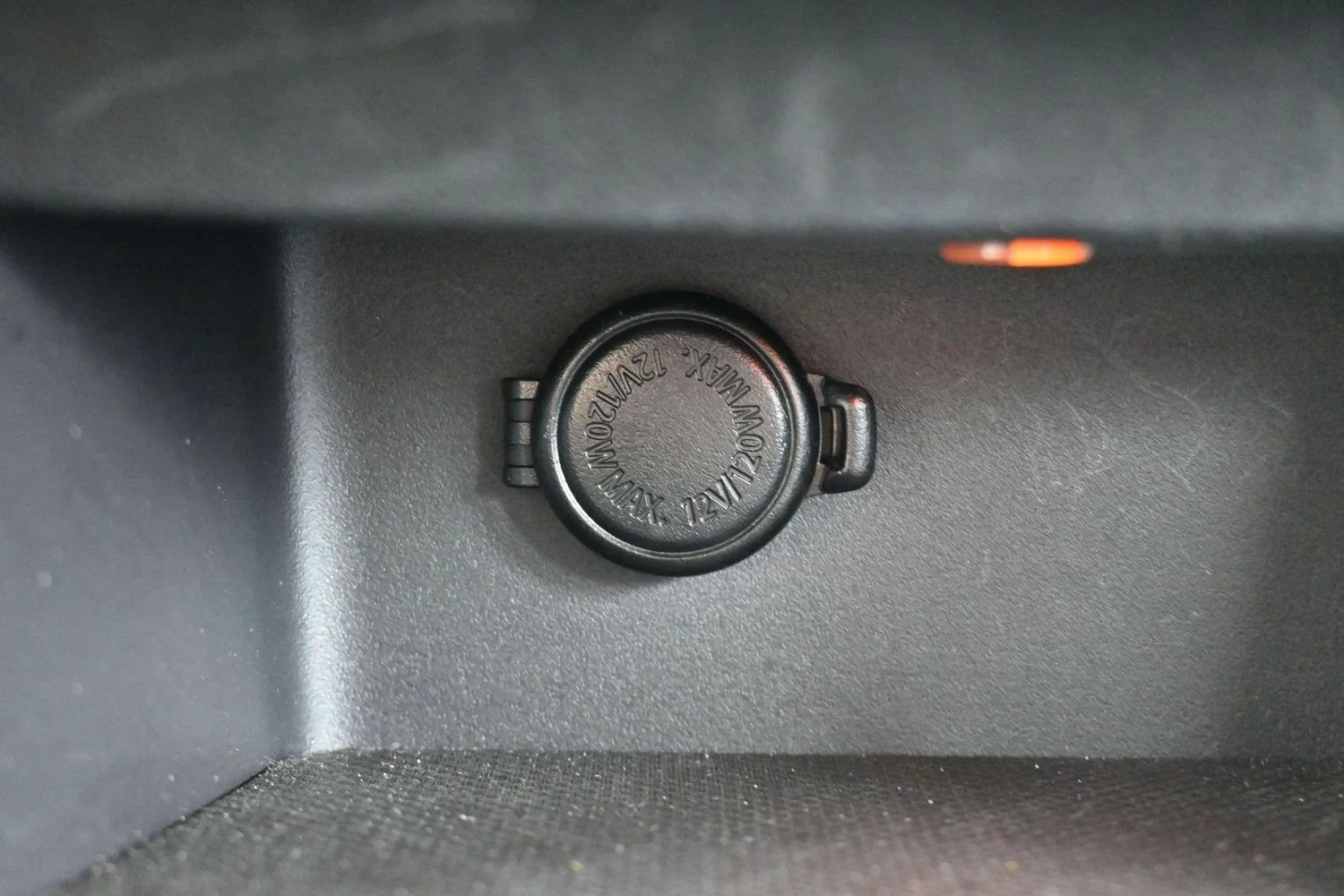 Used 2024 Ice Silver Metallic Subaru Limited image 26