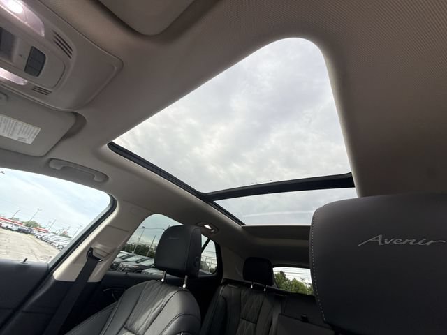 Used 2023 Cinnabar Metallic Buick Avenir image 21