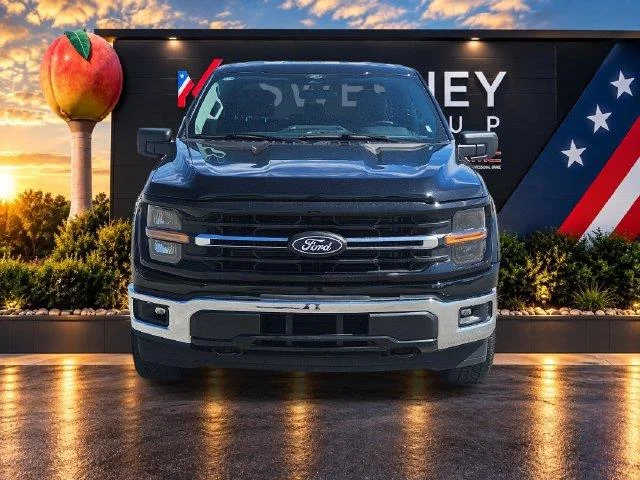 Used 2025 Black Ford XLT image 8