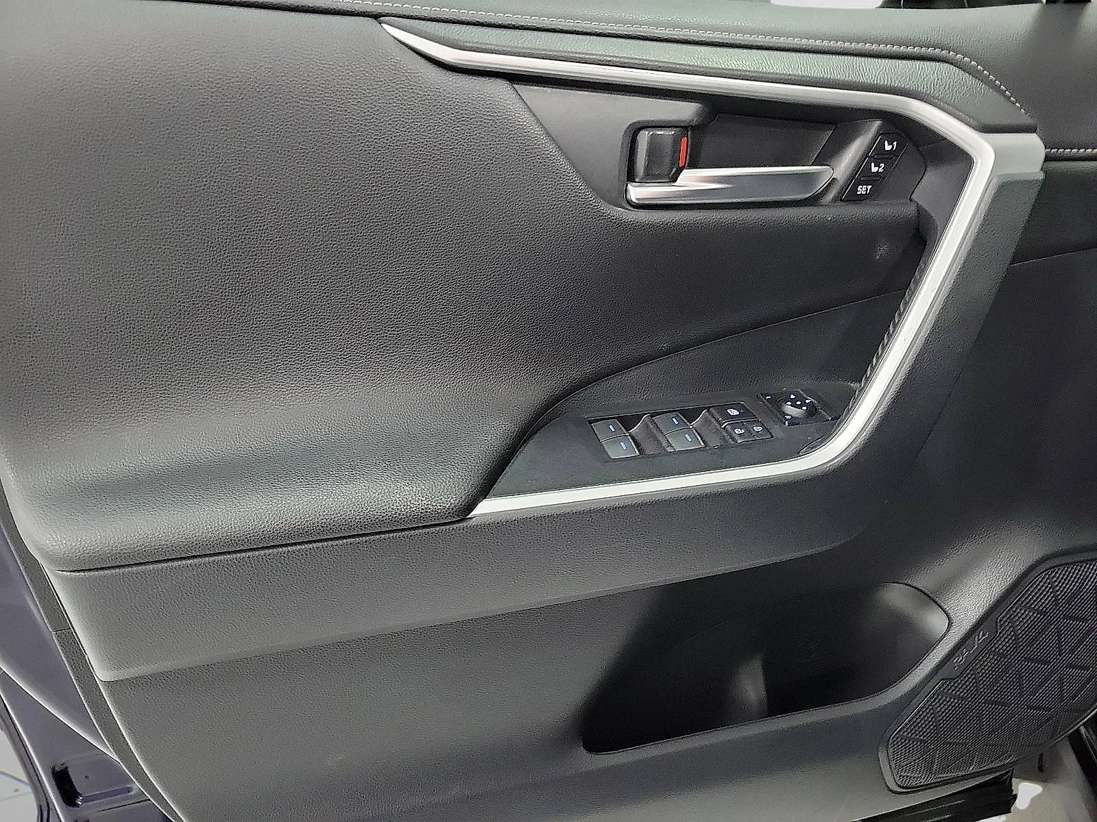 Certified Used 2022 Blue Toyota Hybrid Limited image 13