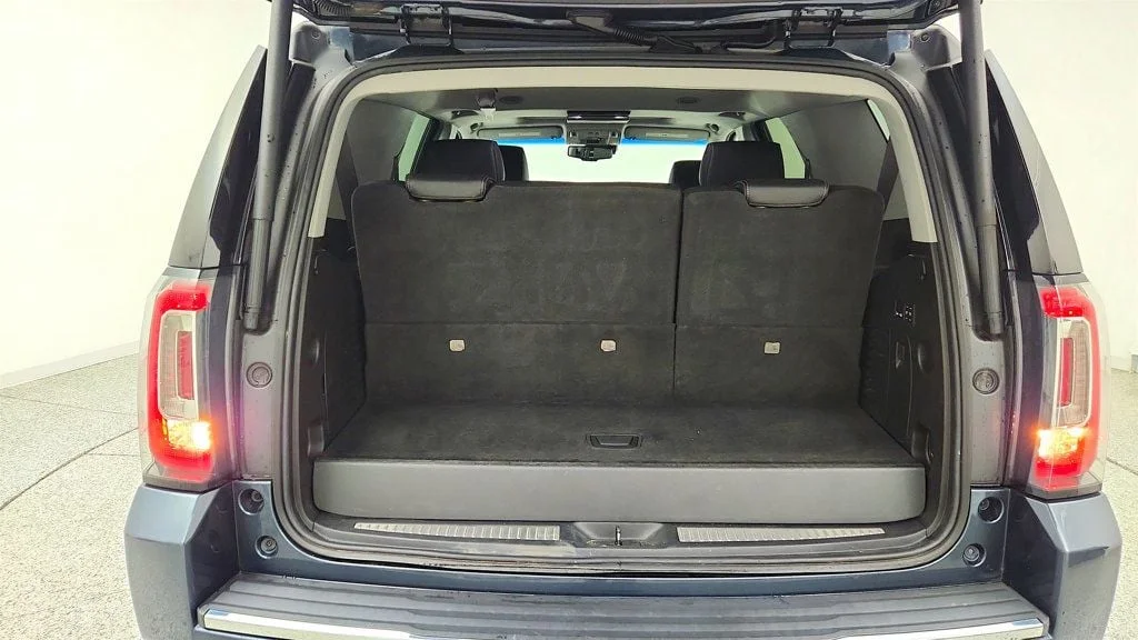 Used 2020 Dark Sky Metallic GMC 4WD 4dr Denali image 24