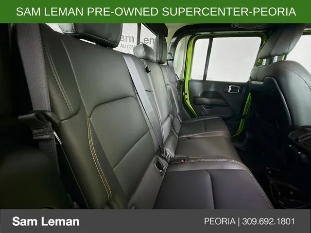 Used 2025 Green Jeep High Tide image 25