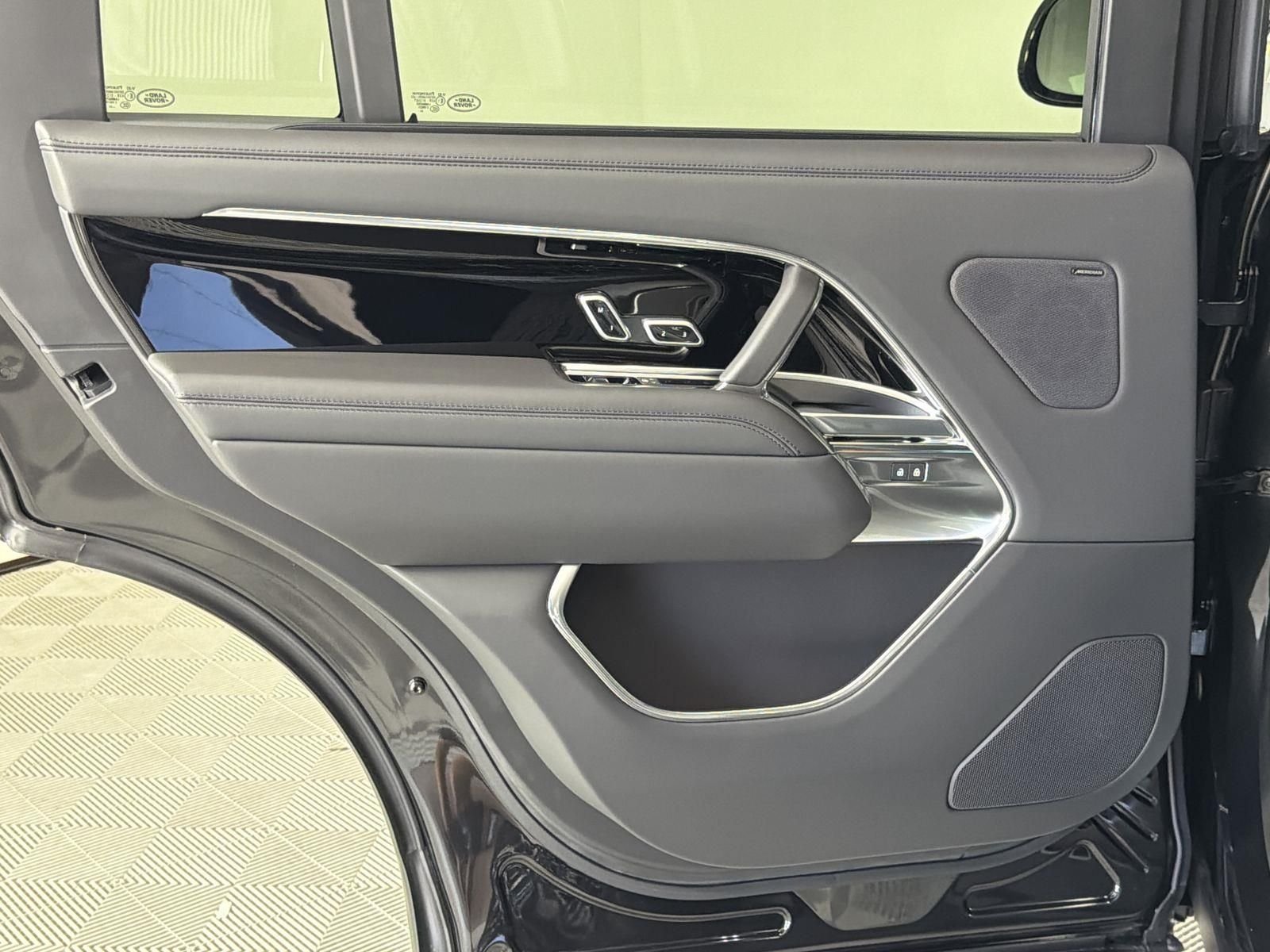 2026 Land Rover Range Rover SE - Photo 26