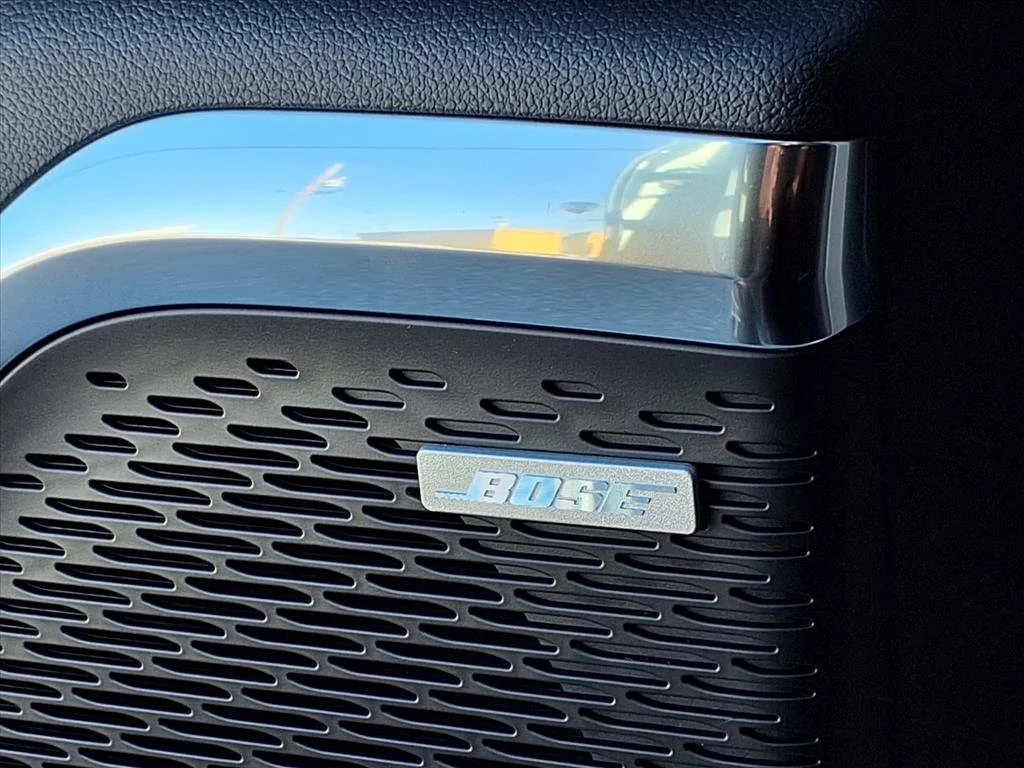 2026 GMC Acadia Elevation - Photo 17