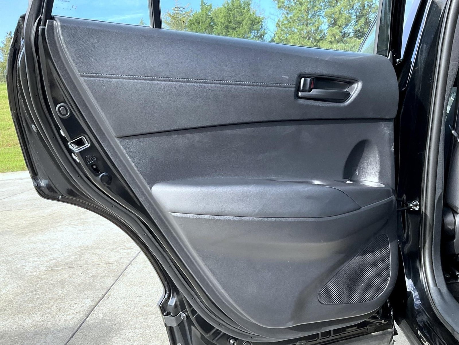 Used 2024 Black Toyota Hybrid S image 27