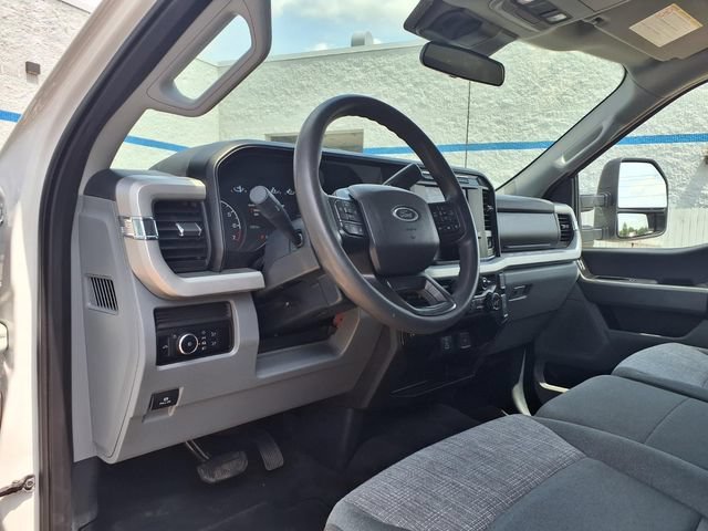 Used 2024  Ford XL image 11