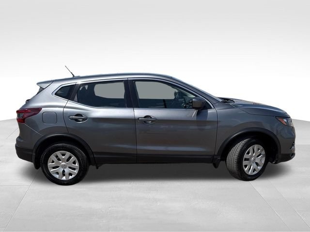 Used 2020 Gray Nissan S image 8