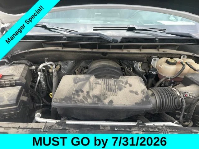 Used 2023 White GMC SLT image 35