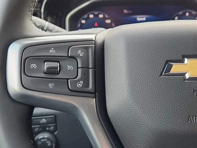 New 2026 Sterling Gray Metallic Chevrolet LT (2FL) image 25