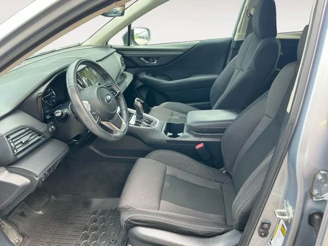 Used 2020 Ice Silver Metallic Subaru Premium image 9