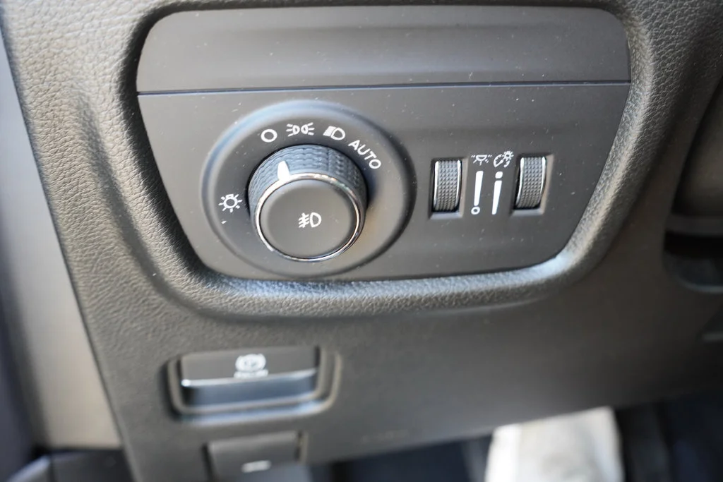 Certified Used 2023 Gray Jeep Limited image 26