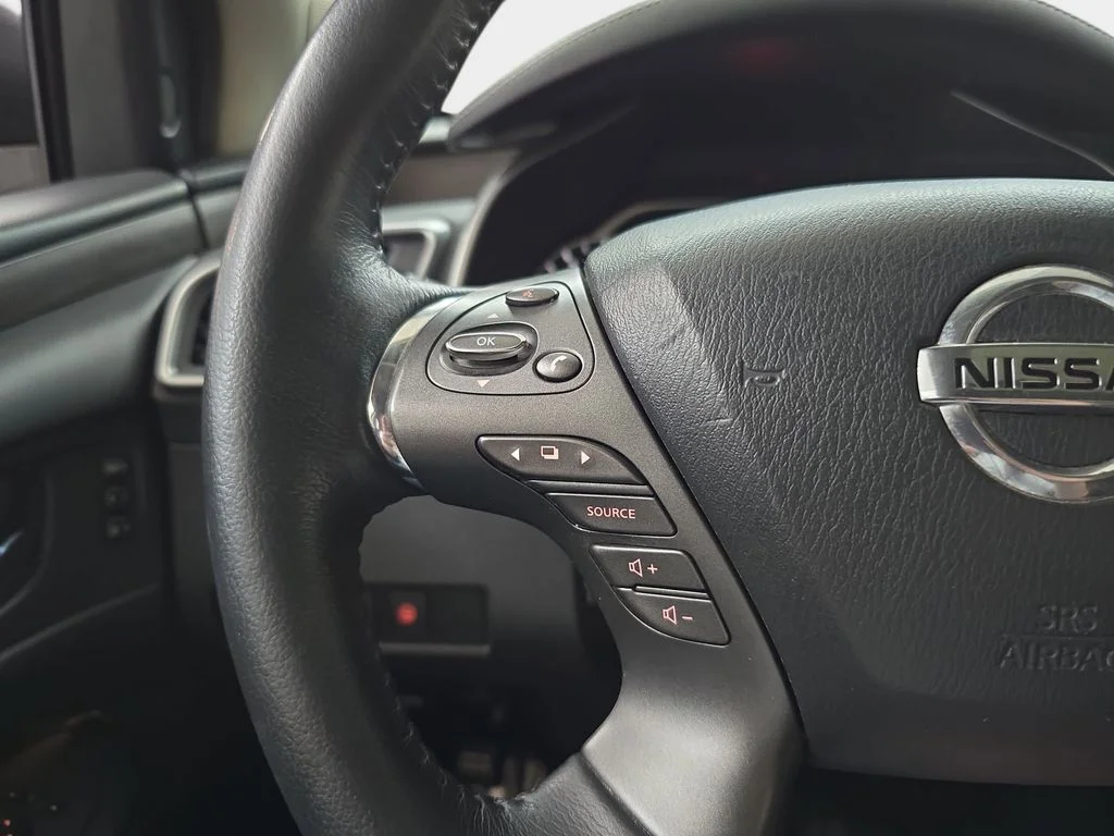 Used 2019 Brown Nissan Platinum image 20