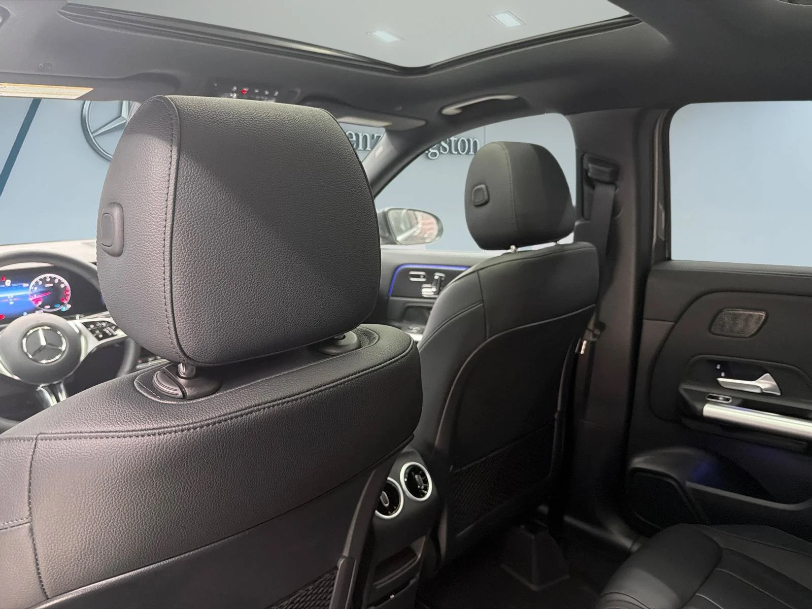 Used 2026 Grey Mercedes-Benz GLA 250 image 22