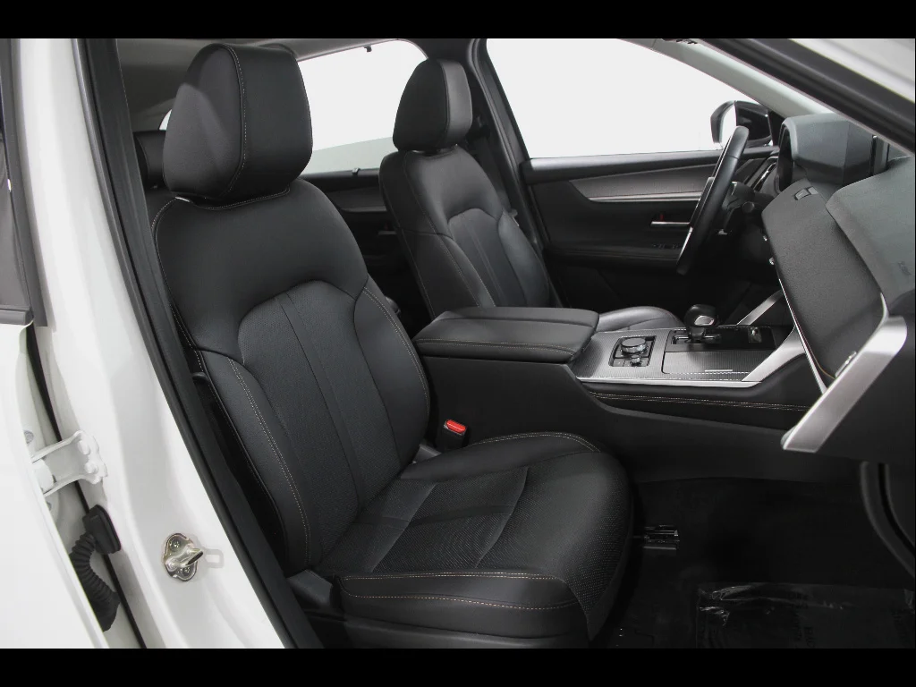 Certified Used 2025 Rhodium White Premium Mazda Premium image 17