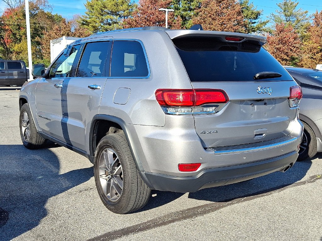 Used 2021 Silver Jeep Limited image 4