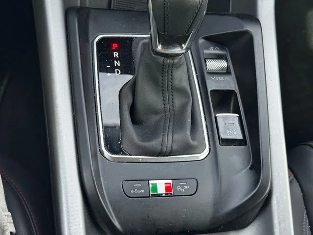 Used 2025  Alfa Romeo Special Edition Tributo Italiano image 40