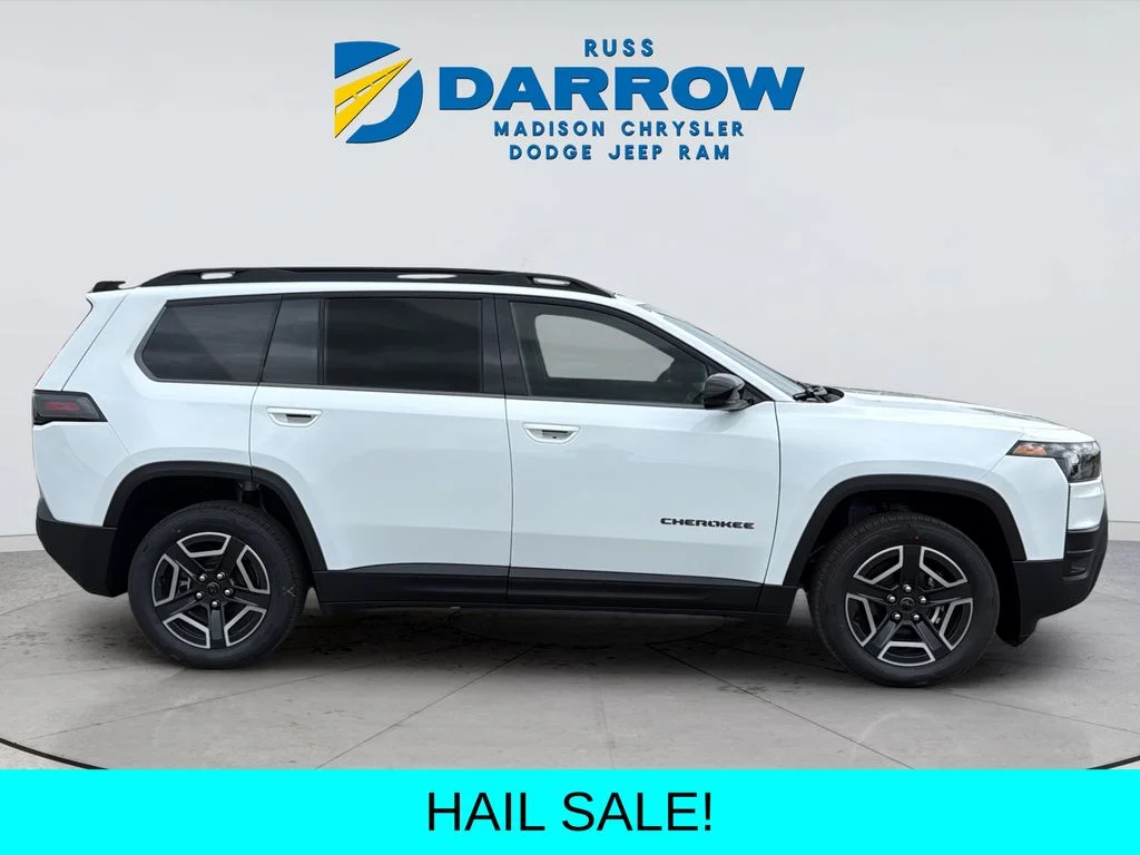 New 2026 Bright White Clear-Coat Exterior Paint Jeep Limited image 6