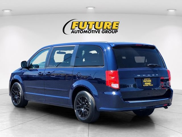 Used 2016 Blue Dodge SE image 6