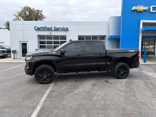 Used 2023 BLACK Chevrolet LT Trail Boss image 5