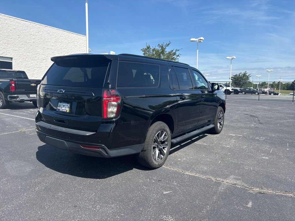 Used 2023 Black Chevrolet Z71 image 3