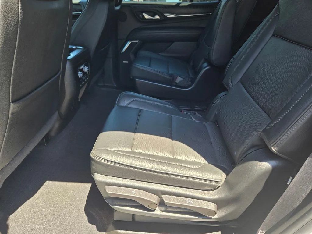 Used 2023 Summit White GMC Denali image 14