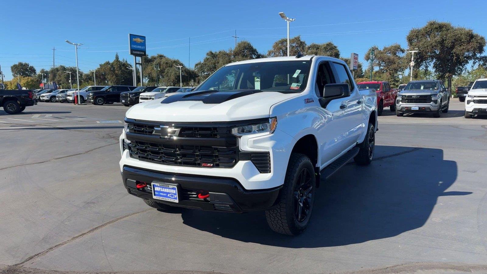 2026 Chevrolet Silverado 1500 LT Trail Boss - Photo 6