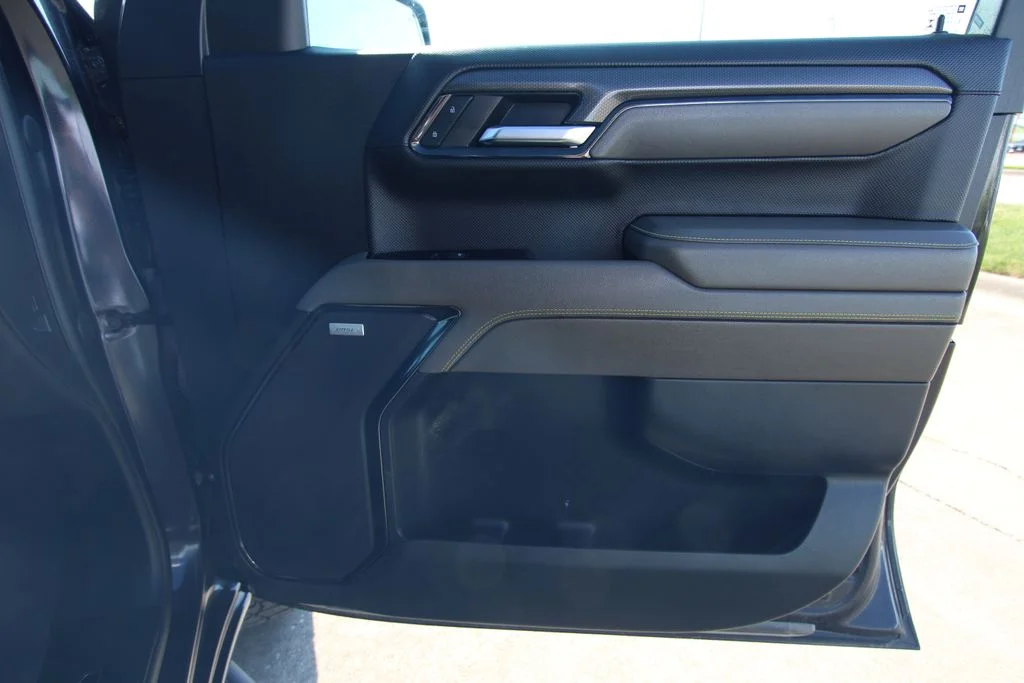 Used 2022 Dark Ash Metallic Chevrolet ZR2 image 40
