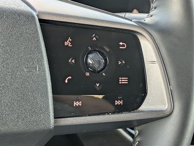 Used 2025  Nissan SV image 24