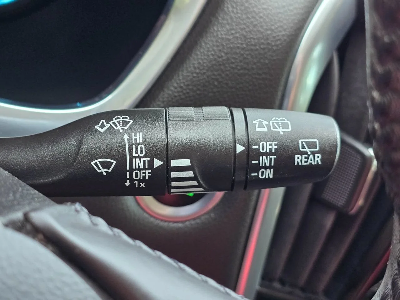 Used 2019 Graphite Chevrolet LT Leather image 26