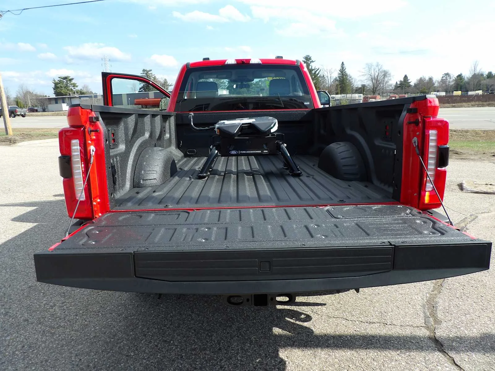 2025 Ford F-250 Super Duty XL - Photo 10