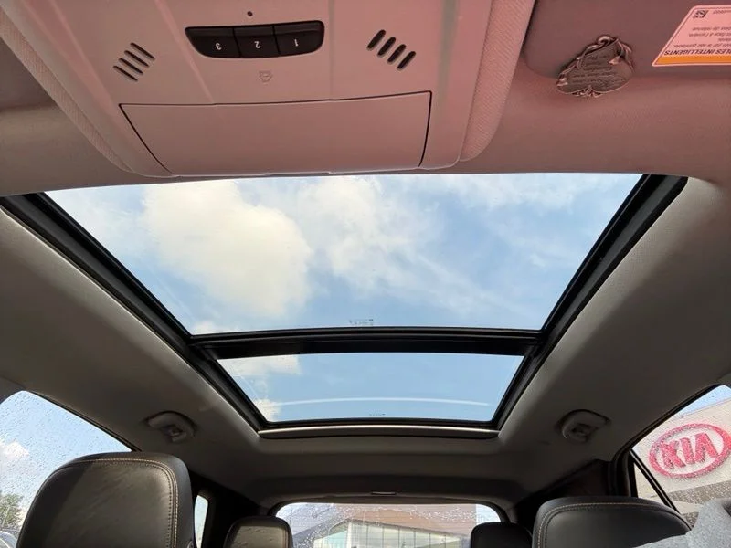 Used 2021 Black Chevrolet Premier image 15
